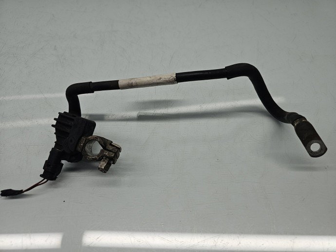 Borna baterie (-) Volkswagen Sharan (7N) [Fabr 2011-prezent] 1K0915181H
