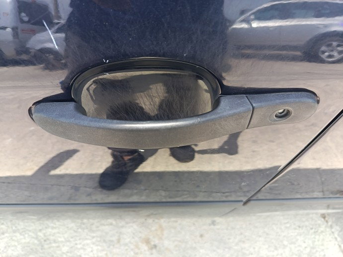 Maner usa stanga fata Ford Fiesta 5 [Fabr 2001-2010] Hatchback  OEM