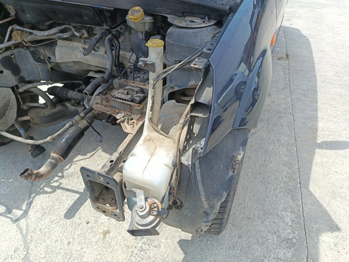 Vas lichid parbriz Ford Fiesta 5 [Fabr 2001-2010] 2S61-17618-A