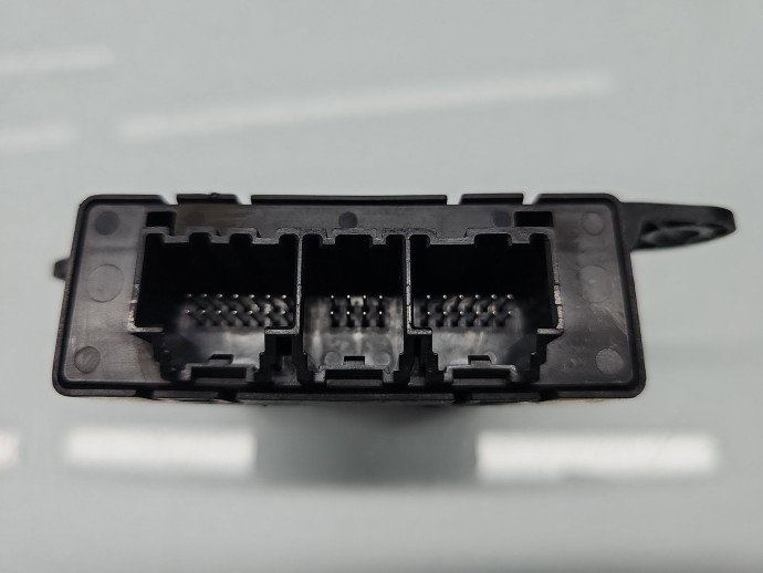 Modul confort Opel Astra J [Fabr 2009-2015] 13354532