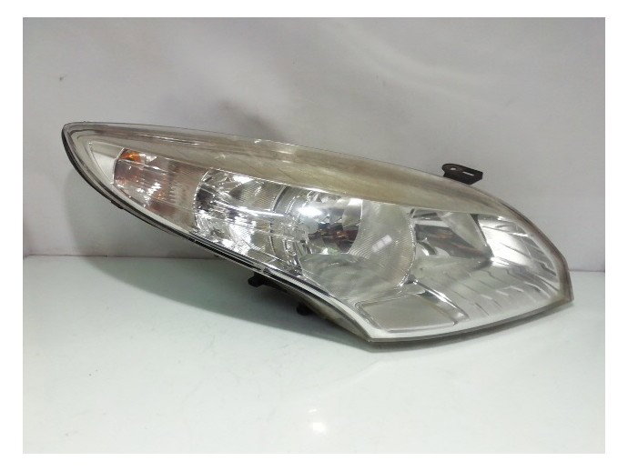 Far dreapta Renault Megane 3 Coupe 1.6 benz K4M 260100018R 2010-2015