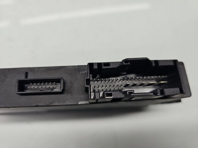 Modul confort Bmw X1 (E84) [Fabr 2009-2015] 9237047-01