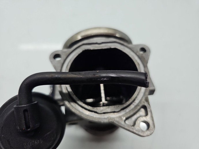Supapa EGR Volkswagen Passat (3B3) [Fabr 2000-2004] 038131501AA 1.9 TDCI 85KW / 116CP