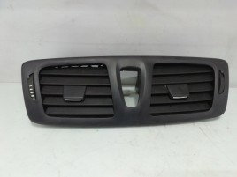 Grila aerisire centrala Renault Megane 3 Coupe 1.6 benz K4M OEM 2010-2015