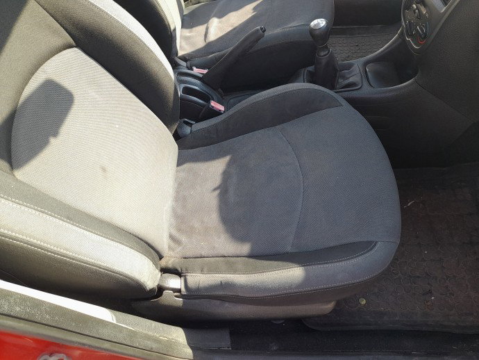 Scaun dreapta fata PEUGEOT 206 [Fabr 1998-2009]