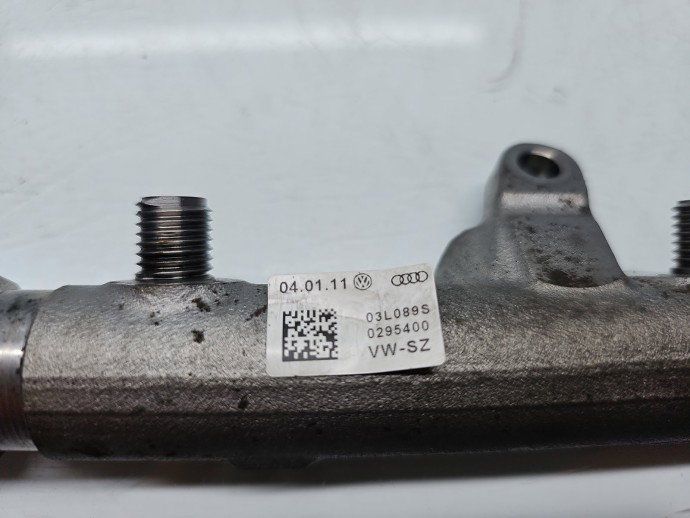 Rampa injectoare Skoda Yeti (5L) [Fabr 2009-2020] 03L089S 1.6 TDI CAYC 77KW / 105CP