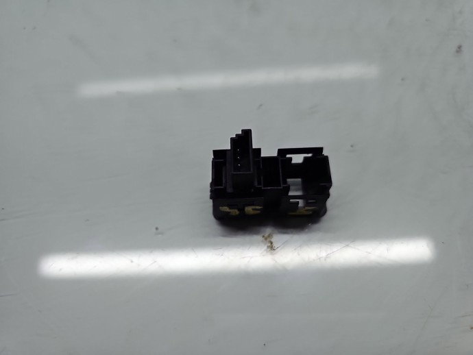 Conector auxiliar USB Bmw X1 (F48,F49) [Fabr 2015-2022] 9229246-02