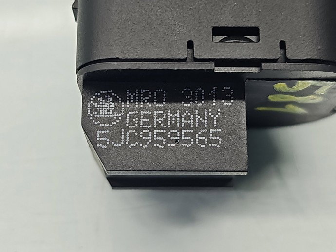 Buton reglaj oglinzi Skoda Fabia 3 (NJ3) [Fabr 2014-prezent] 5JC959565