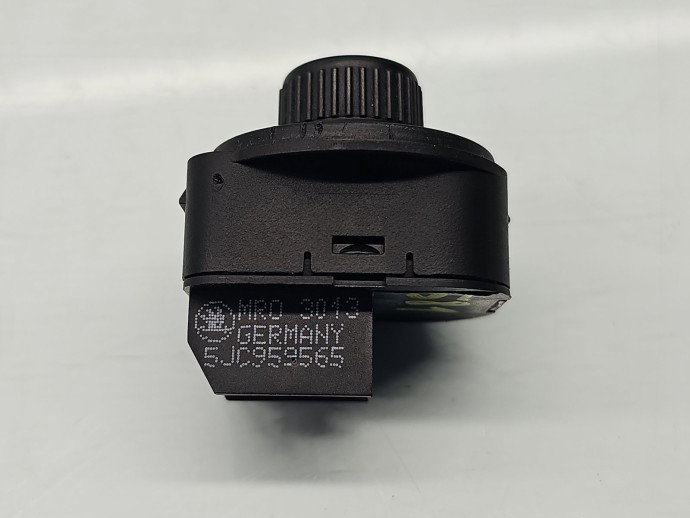 Buton reglaj oglinzi Skoda Fabia 3 (NJ3) [Fabr 2014-prezent] 5JC959565