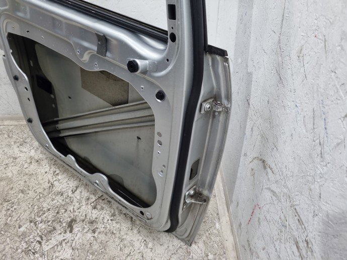 Usa stanga fata Volkswagen Touran (1T3) [Fabr 2010-2015] LA7W