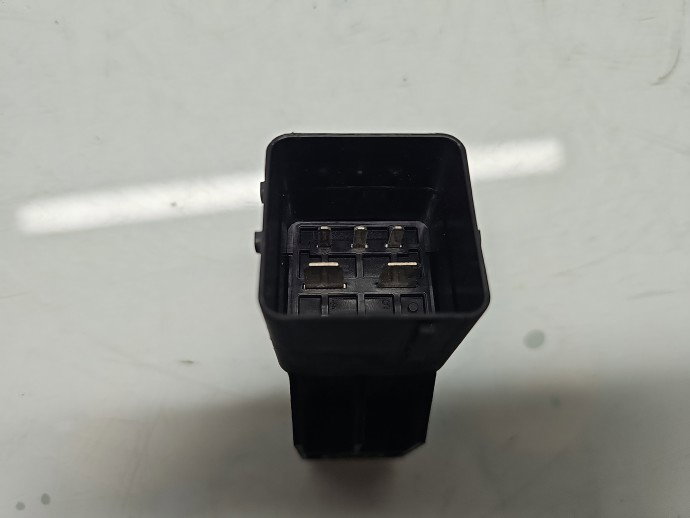 Releu Ford C-Max 2 [Fabr 2010-2015] 966671780