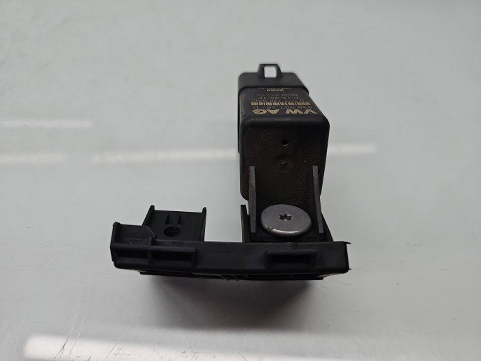 Releu AUDI A3 (8P1) [Fabr 2003-2012] 038907281D
