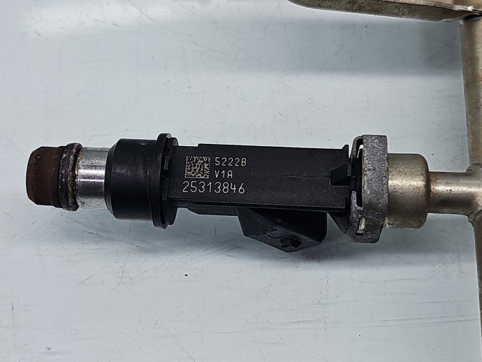 Rampa injectoare Opel Zafira A (F75) [Fabr 1999-2005] 25313846 1.6 Benz Z16XE 74KW / 101CP