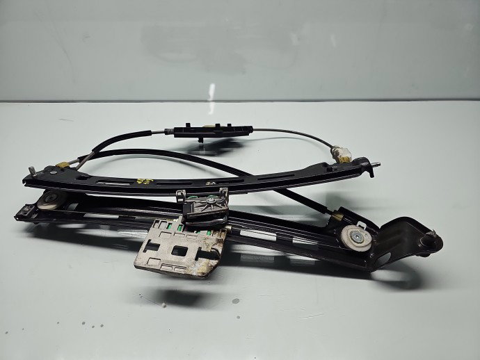 Macara electrica geam stanga spate Volkswagen Passat CC (358) [Fabr 2012-2016] Coupe Facelift 3C8839461K