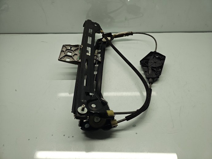 Macara electrica geam stanga spate Volkswagen Passat CC (358) [Fabr 2012-2016] Coupe Facelift 3C8839461K