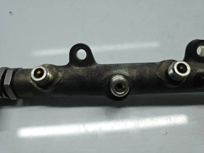 Rampa injectoare Bmw 1 (E81, E87) [Fabr 2004-2010] 7787167-01, 0445214030 2.0 M47D20 110KW / 150CP