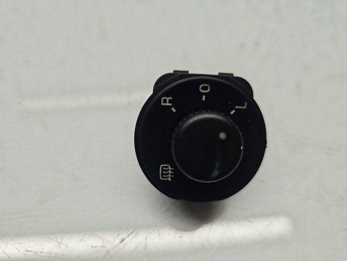 Buton reglaj oglinzi Volkswagen Scirocco (137) [Fabr 2008-2017] 1KA959565