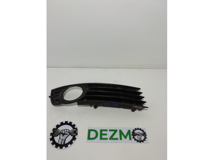 Grila PROIECTOR dreapta AUDI A4 B6