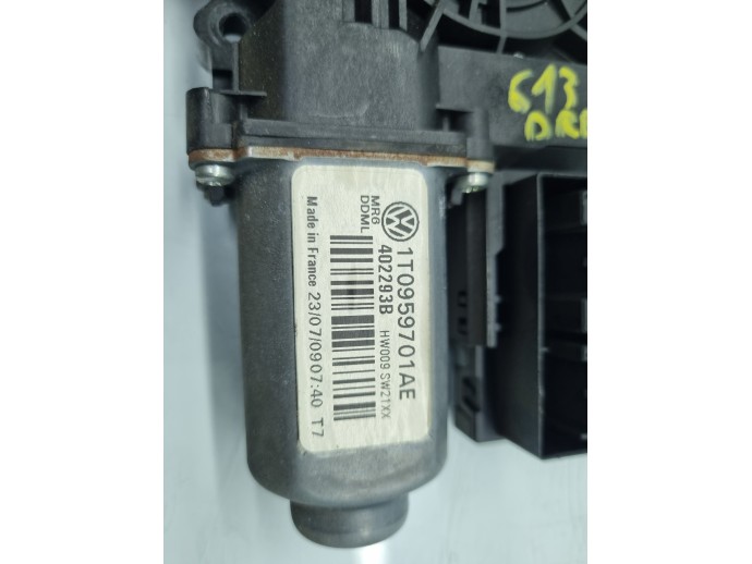 Motoras geam dreapta fata Volkswagen Touran (1T3) [Fabr 2010-2015] Facelift 1T0959701AE
