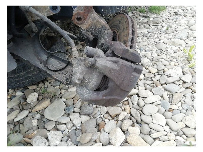 Etrier stanga fata Renault Megane 3 Coupe 1.6 benz K4M OEM 2010-2015
