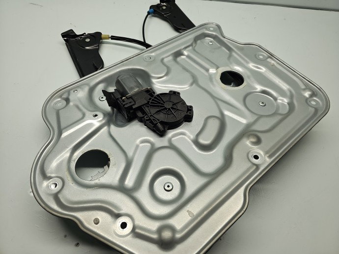 Macara electrica geam dreapta fata Nissan Qashqai [Fabr 2007-2014] Hatchback Facelift OEM