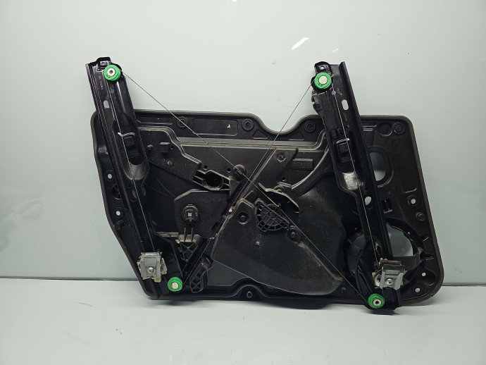 Macara electrica geam dreapta fata Volkswagen Golf 6 (5K1) [Fabr 2009-2013] Hatchback 5K2837730T