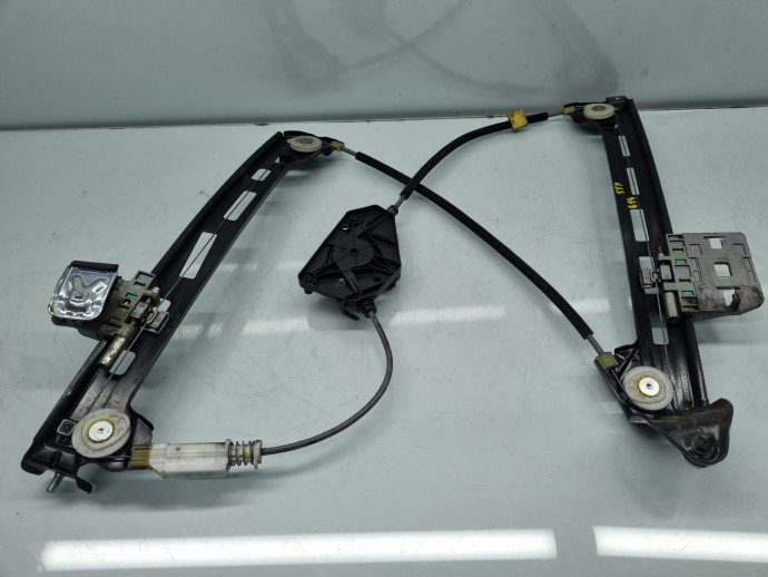 Macara electrica geam stanga fata Volkswagen Passat CC (358) [Fabr 2012-2016] Coupe Facelift 3C8837461J