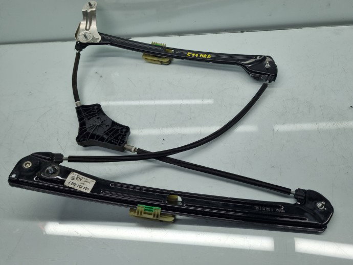 Macara electrica geam dreapta fata Volkswagen Golf 7 (5G) [Fabr 2014-prezent] Hatchback 5G4837462F