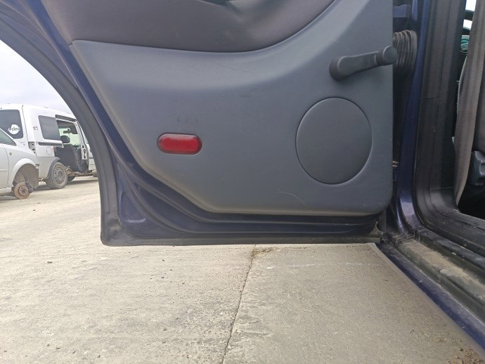 Usa stanga spate Seat Leon (1M1) [Fabr 1999-2006] Hatchback ALBASTRU