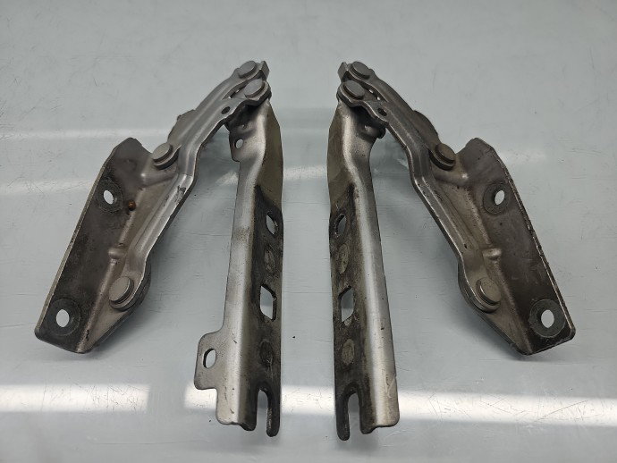 Set balamale capota Volkswagen Golf 6 (5K1) [Fabr 2009-2013] Hatchback 5K0823301C, 5K0823302C