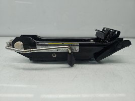 Cric Volkswagen Golf 6 (5K1) [Fabr 2009-2013] 1K0011031T