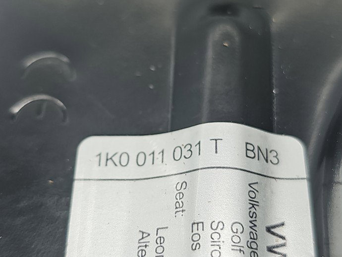 Cric Volkswagen Golf 6 (5K1) [Fabr 2009-2013] 1K0011031T