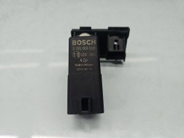 Releu Volkswagen Golf 6 (5K1) [Fabr 2009-2013] 038907281D