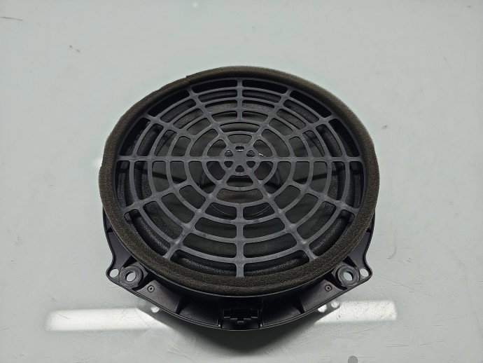 Boxa dreapta fata AUDI A6 (4G2, C7) [Fabr 2012-2017] 4G2035415