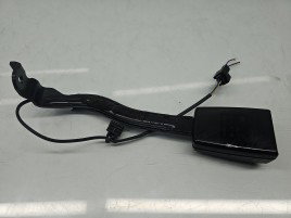 Capsa centura dreapta fata Volkswagen Golf 6 (5K1) [Fabr 2009-2013] 1K4857756T