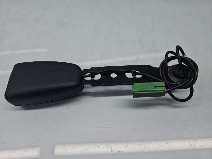 Capsa centura dreapta fata Volvo S60 II [Fabr 2010-2018] 8623453