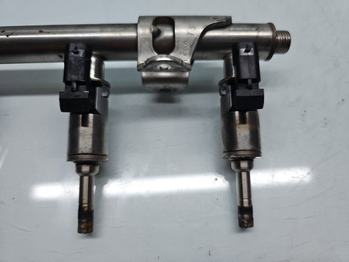Rampa injectoare Seat Leon (5F1) [Fabr 2012-2018] 04E133320D 1.2 TSI CJZA 77KW / 105CP