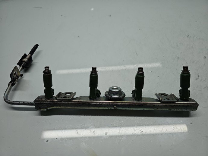 Rampa injectoare Toyota Avensis II (T25) [Fabr 2002-2008] OEM 1.8 Benz 1ZZFE 95KW / 129CP