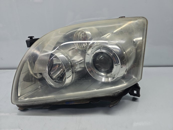 Far stanga Toyota Avensis II (T25) [Fabr 2002-2008] Berlina OEM