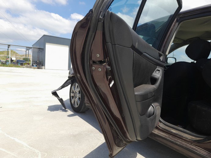 Usa stanga spate Toyota Avensis II (T25) [Fabr 2002-2008] Berlina ROSU