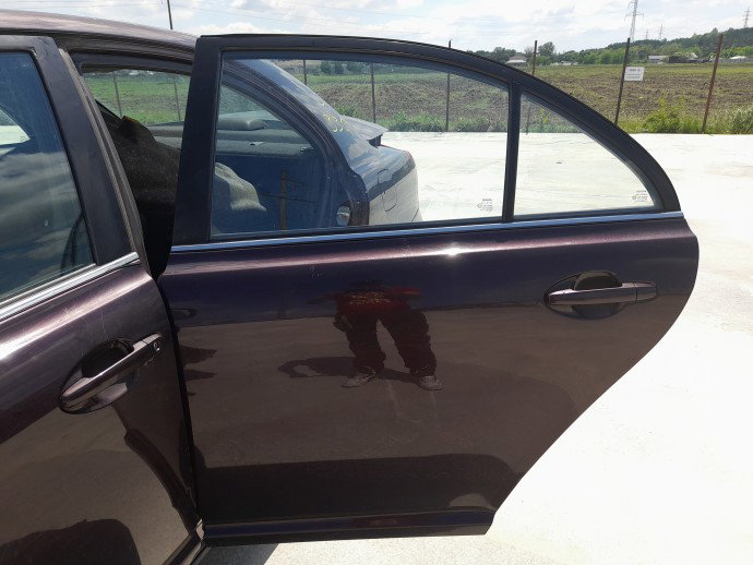 Usa stanga spate Toyota Avensis II (T25) [Fabr 2002-2008] Berlina ROSU
