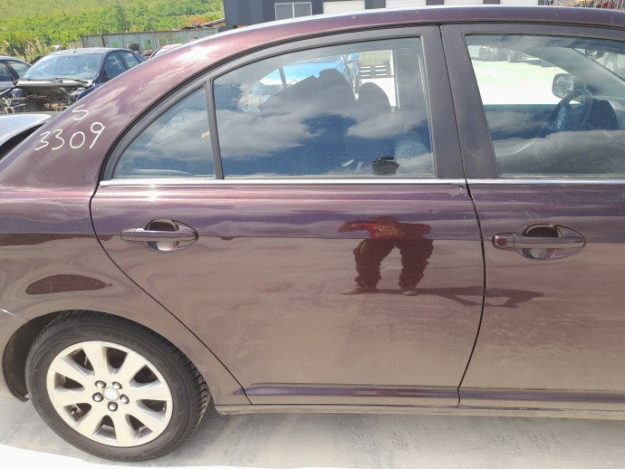 Usa dreapta spate Toyota Avensis II (T25) [Fabr 2002-2008] Berlina ROSU