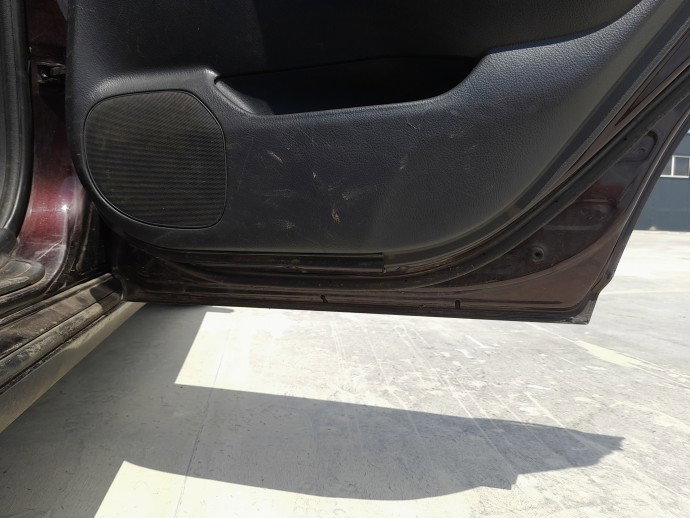 Usa dreapta spate Toyota Avensis II (T25) [Fabr 2002-2008] Berlina ROSU