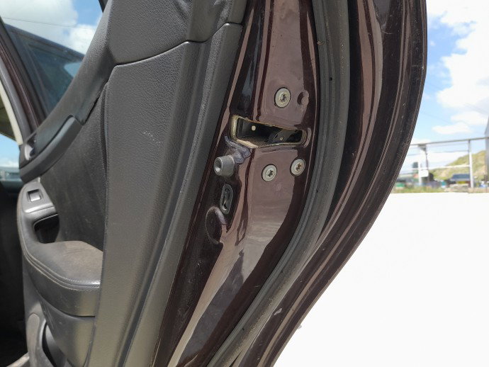 Broasca usa dreapta spate Toyota Avensis II (T25) [Fabr 2002-2008] Berlina