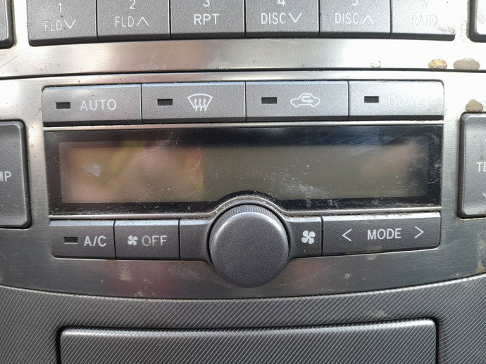Panou comanda clima Toyota Avensis II (T25) [Fabr 2002-2008]