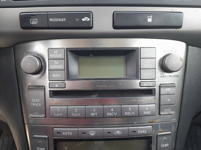Radio CD Toyota Avensis II (T25) [Fabr 2002-2008]