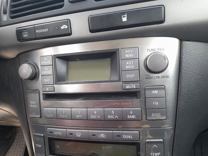Radio CD Toyota Avensis II (T25) [Fabr 2002-2008]