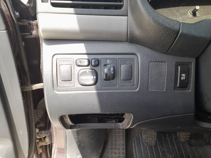 Buton reglaj oglinzi Toyota Avensis II (T25) [Fabr 2002-2008]