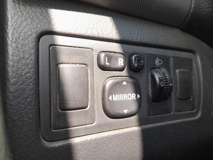 Buton reglaj oglinzi Toyota Avensis II (T25) [Fabr 2002-2008]