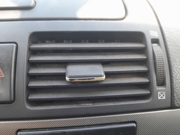 Grila aerisire centrala Toyota Avensis II (T25) [Fabr 2002-2008]